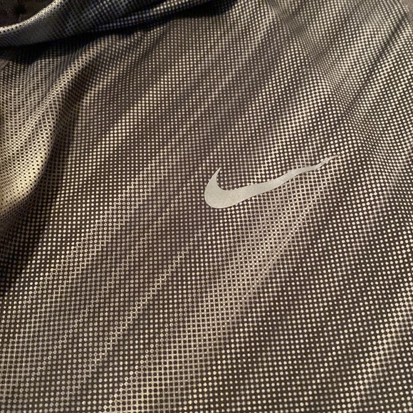 Nike DriFit Black & Grey Pants - Picture 4 of 5